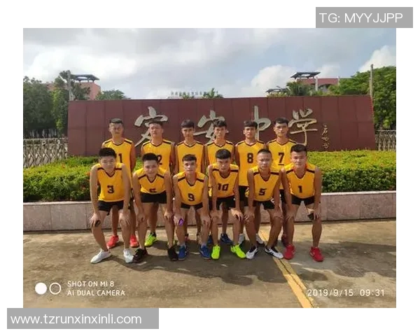 深圳排球队的节奏揭秘:排球巨献背后的故事与激情 深圳排球队的节奏揭秘:排球巨献背后的故事与激情