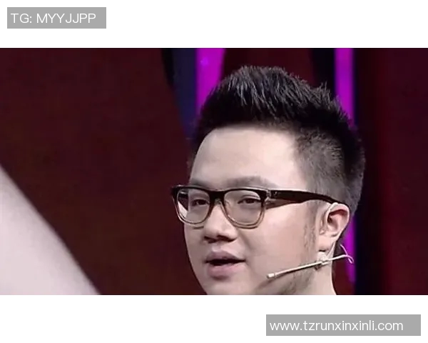 足球明星巴图图的传奇人生与赛场背后的故事揭秘 足球明星巴图图的传奇人生与赛场背后的故事揭秘