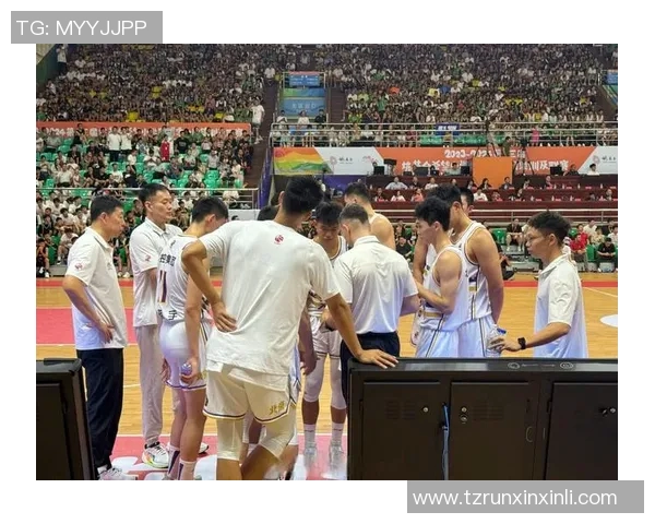 南京篮球队在锦标赛中的战术表现分析与点评揭示团队优势与不足